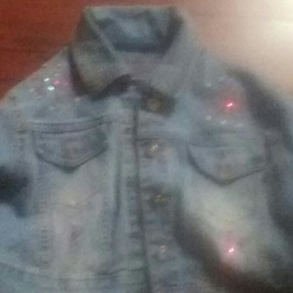 Jean jacket - Picture 2 of 3